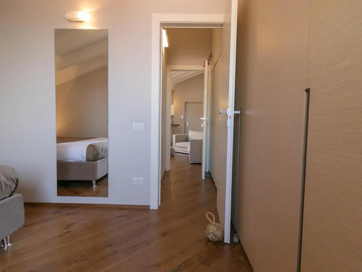 Mamma Ciccia Holiday Home - Cozy Attic Galbiate