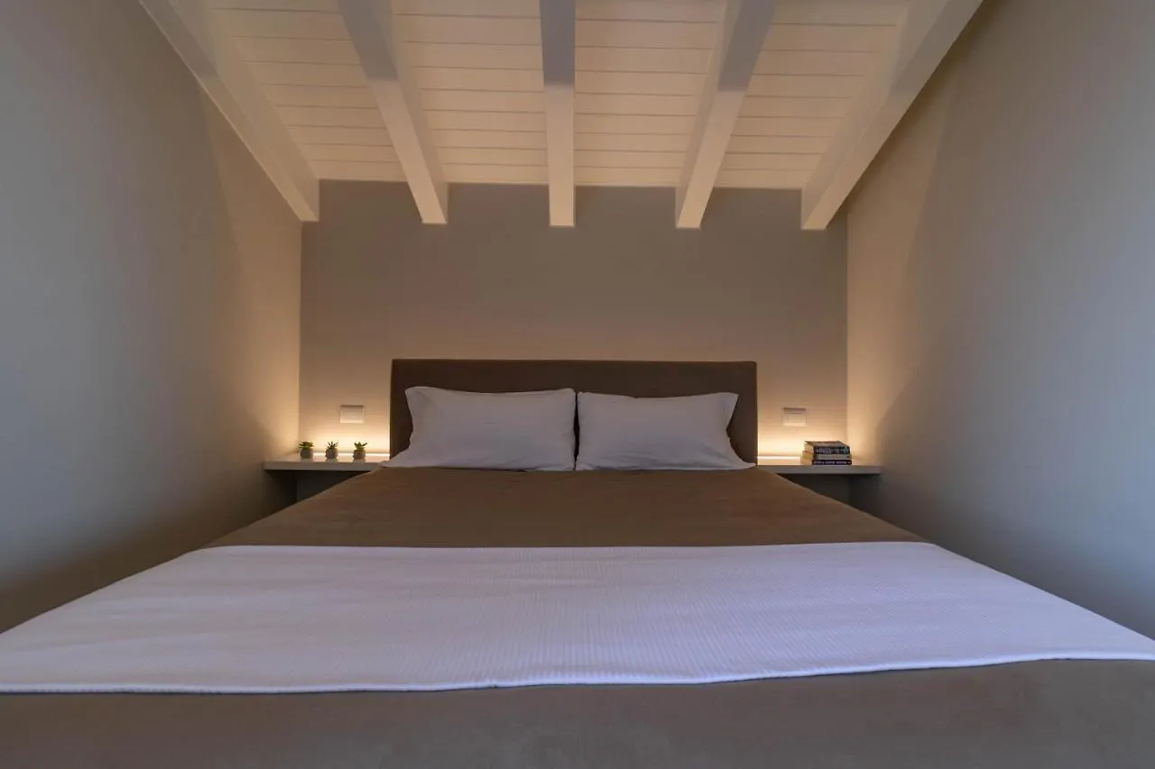 Apartment Mamma Ciccia Holiday Home - Cozy Attic Galbiate