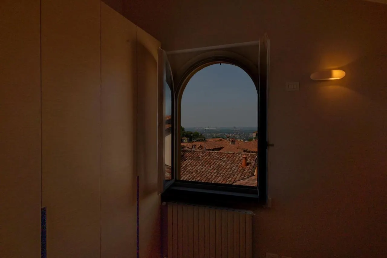 Mamma Ciccia Holiday Home - Cozy Attic Galbiate